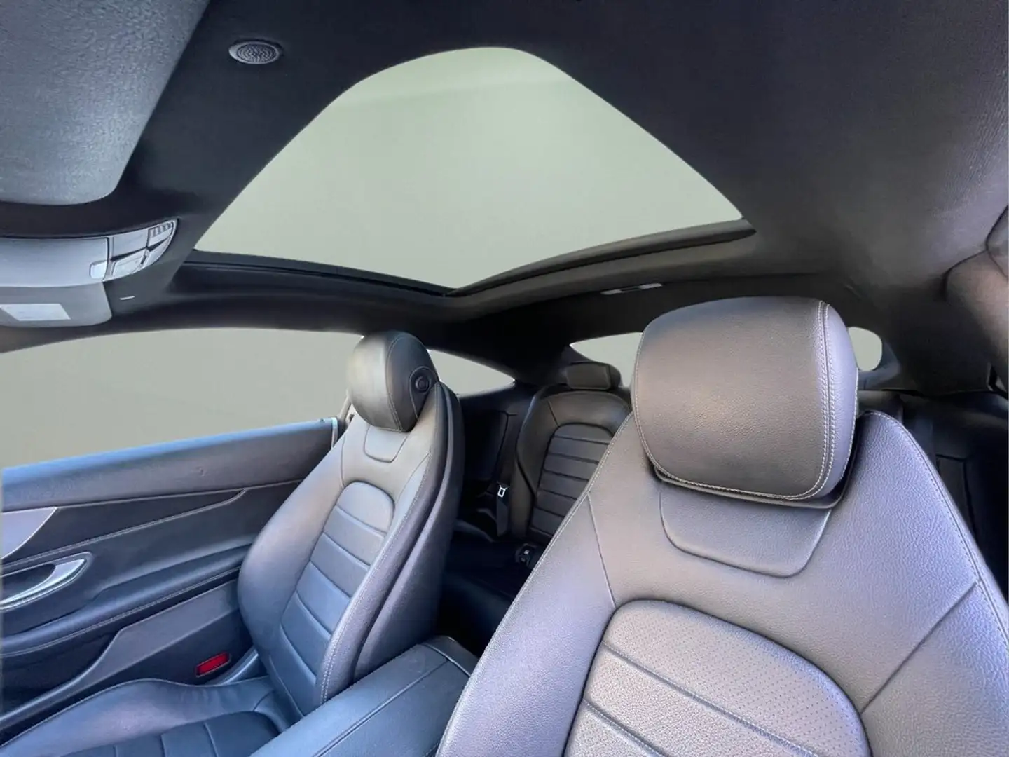 Mercedes-Benz C 220 Coupé d Weiß - 2