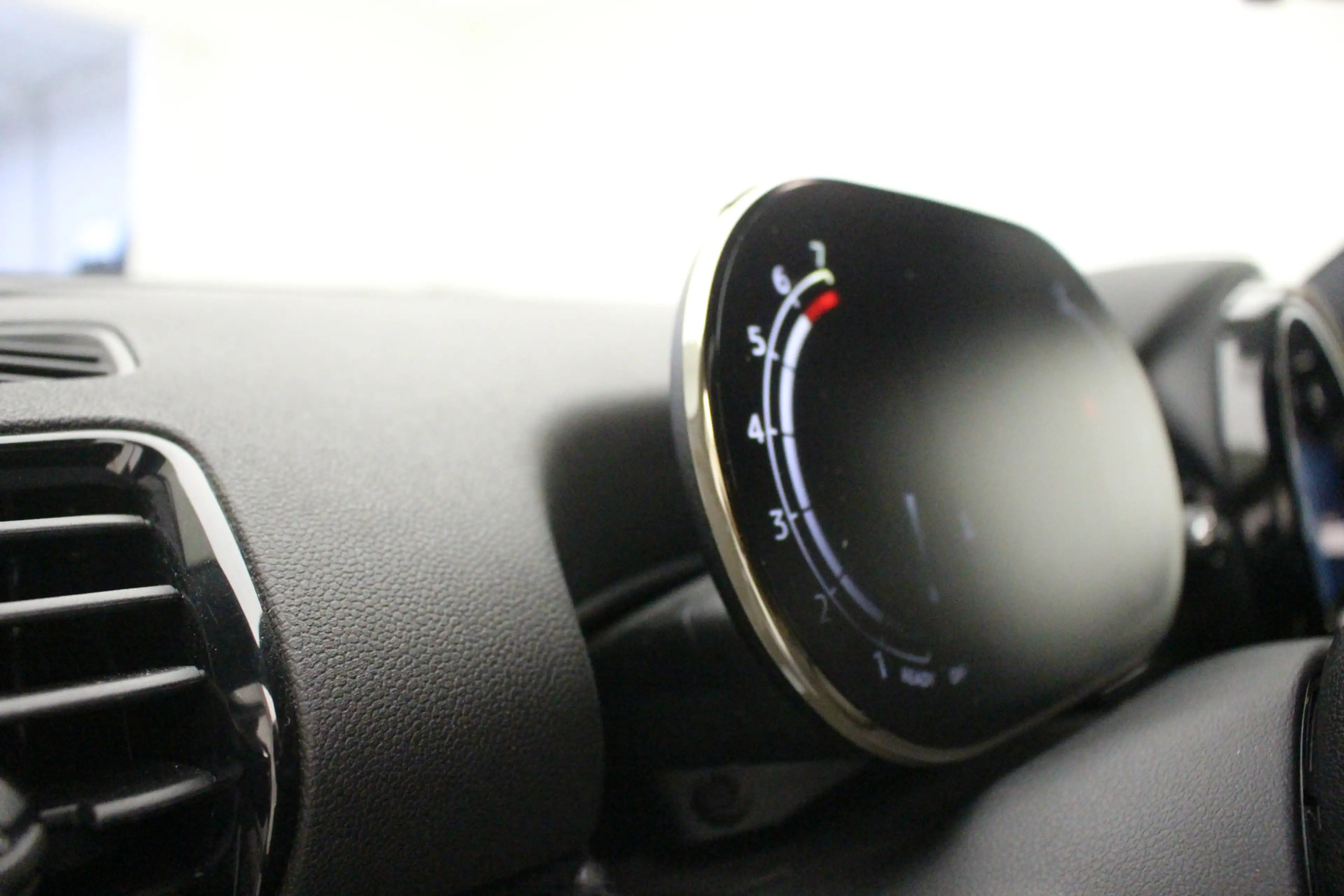 MINI Cooper Clubman Business Edition | 18" | Alarm | Privacy Glass | N — photo 11