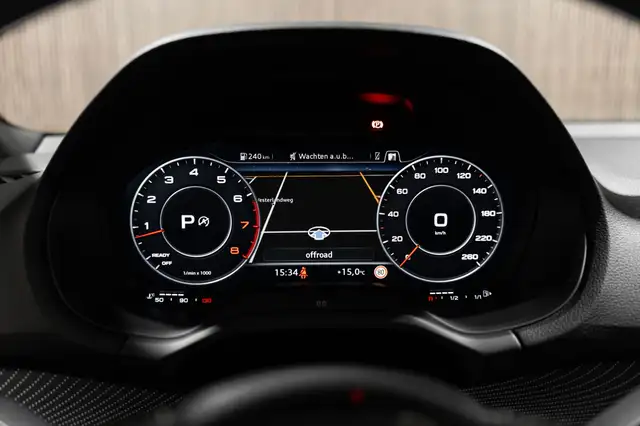 Audi Q2 view 15