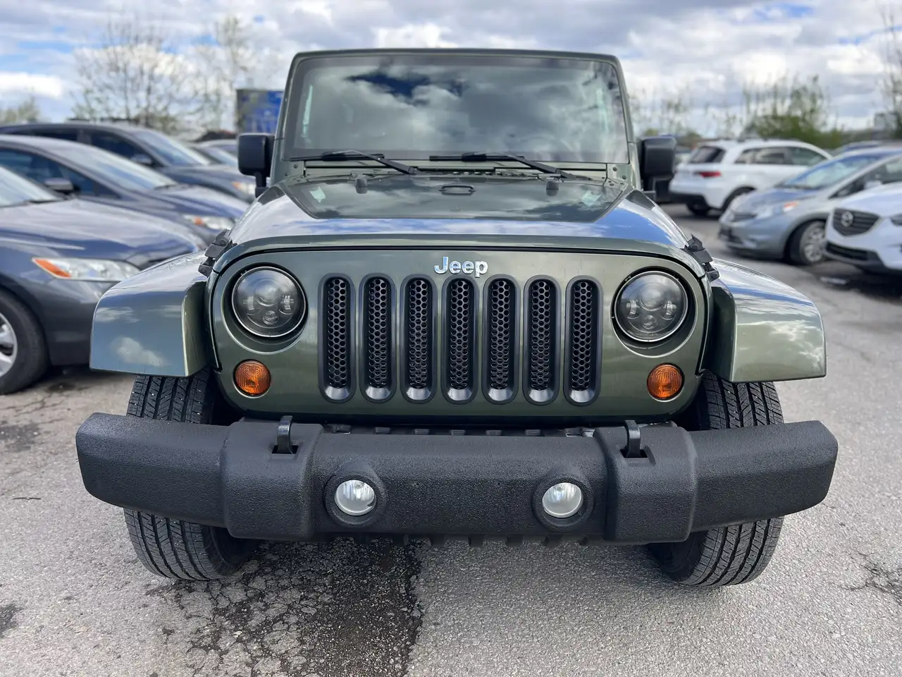 Jeep Wrangler снимка Jeep Wrangler