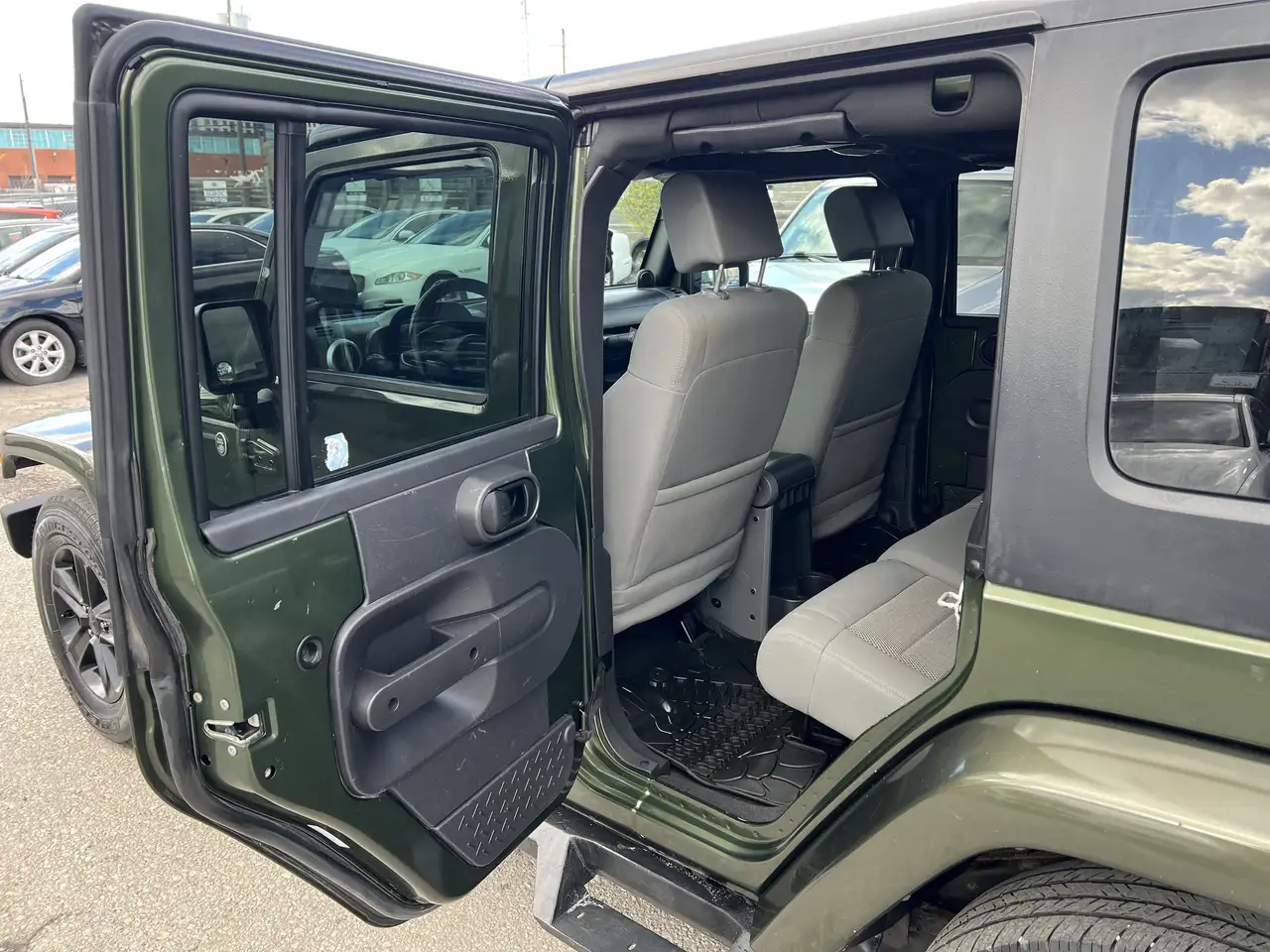 Jeep Wrangler снимка Jeep Wrangler