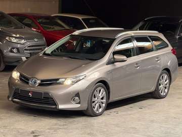 Auris 1.8 VVT-i Hybrid Touring Sports Executive