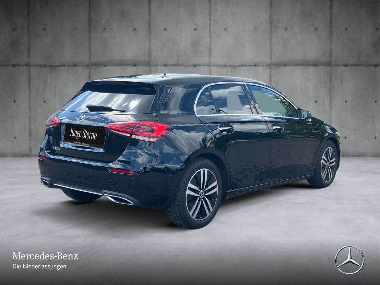Mercedes-Benz A 200