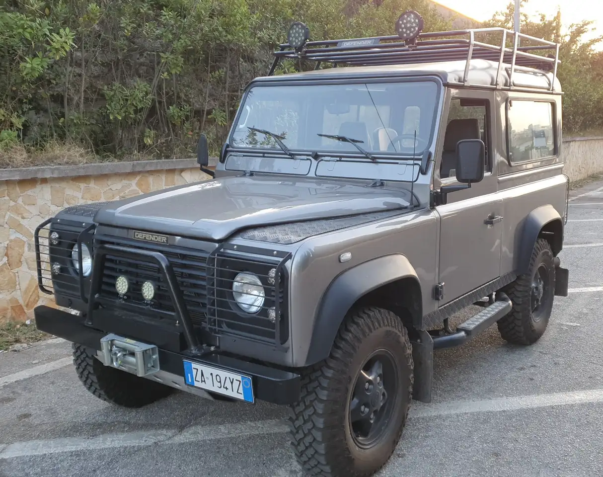 Land Rover Defender 90 2.5 td5 E SW, foto 7