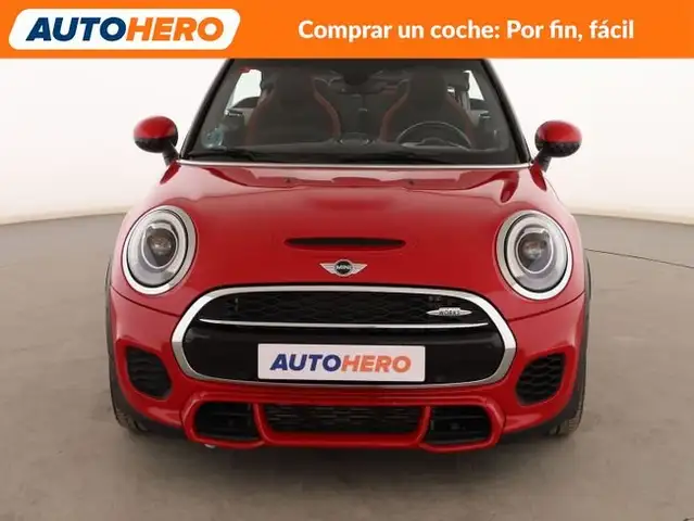 Mini Hatch view 9