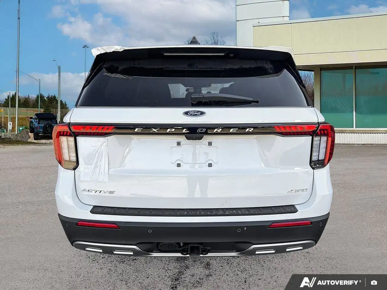 Ford Explorer photo Ford Explorer