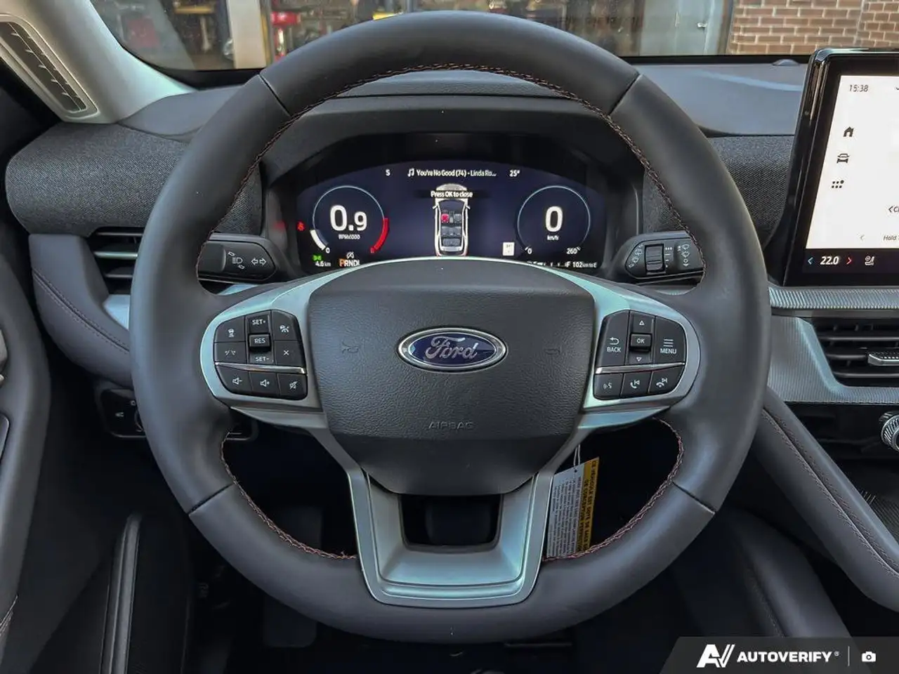Ford Explorer photo Ford Explorer