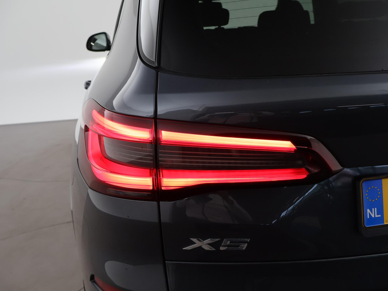 BMW X5 xDrive45e 394 PK H.E. M-SPORT + LUCHTVERING | ADAP — photo 37