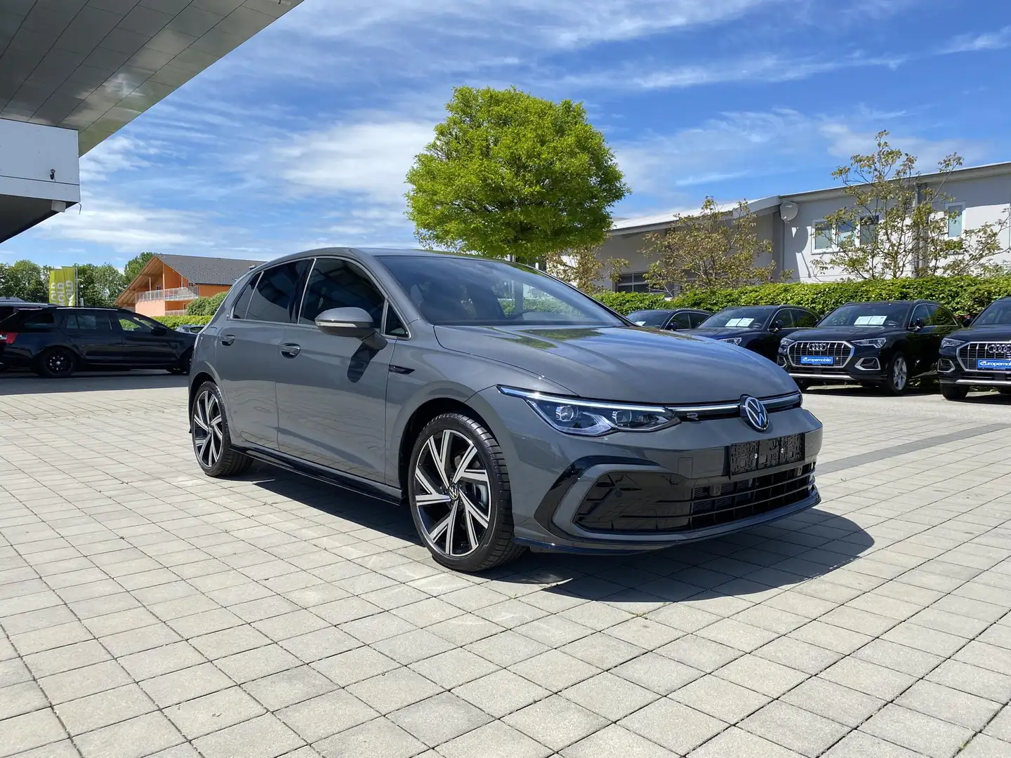 Volkswagen Golf R-Line (D8) 1.5 eTSI 150 7-G DSG NAVI,LED-PLUS... Gris - 1