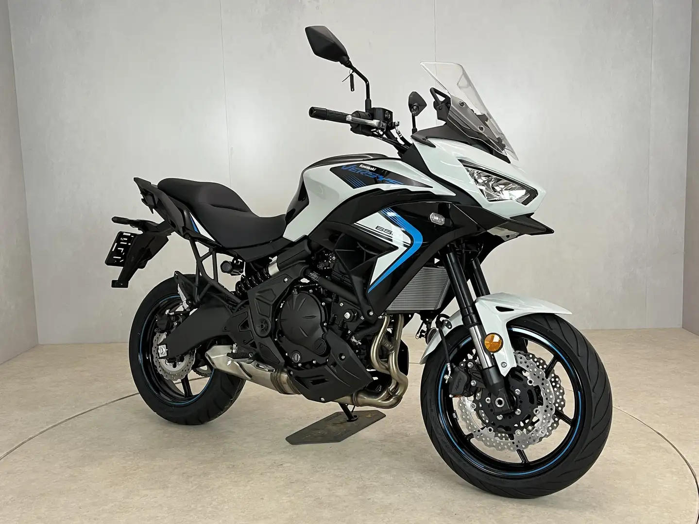 Kawasaki Versys 650 Wit - 2