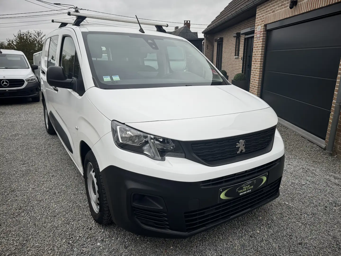 Peugeot Partner 1.5 HDI  UTILITAIRE 5 PLACES Blanc - 1