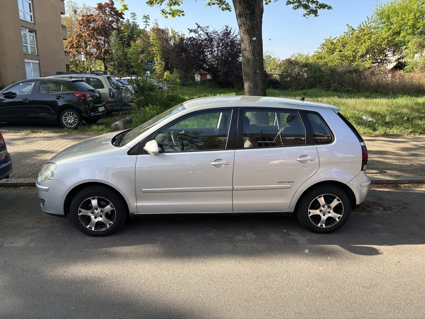 Volkswagen Polo - 2