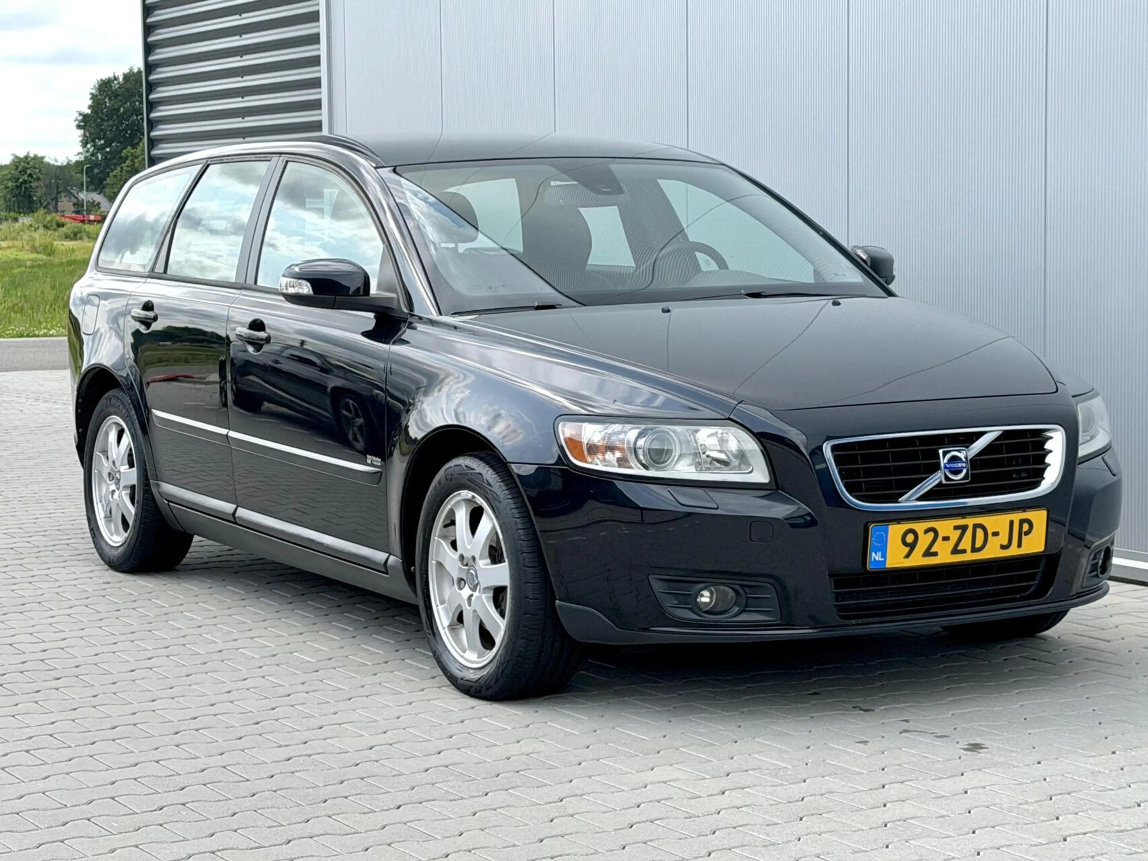 Volvo V50 1.8 Kinetic - Facelift model - Origineel NL - NAP — photo 3