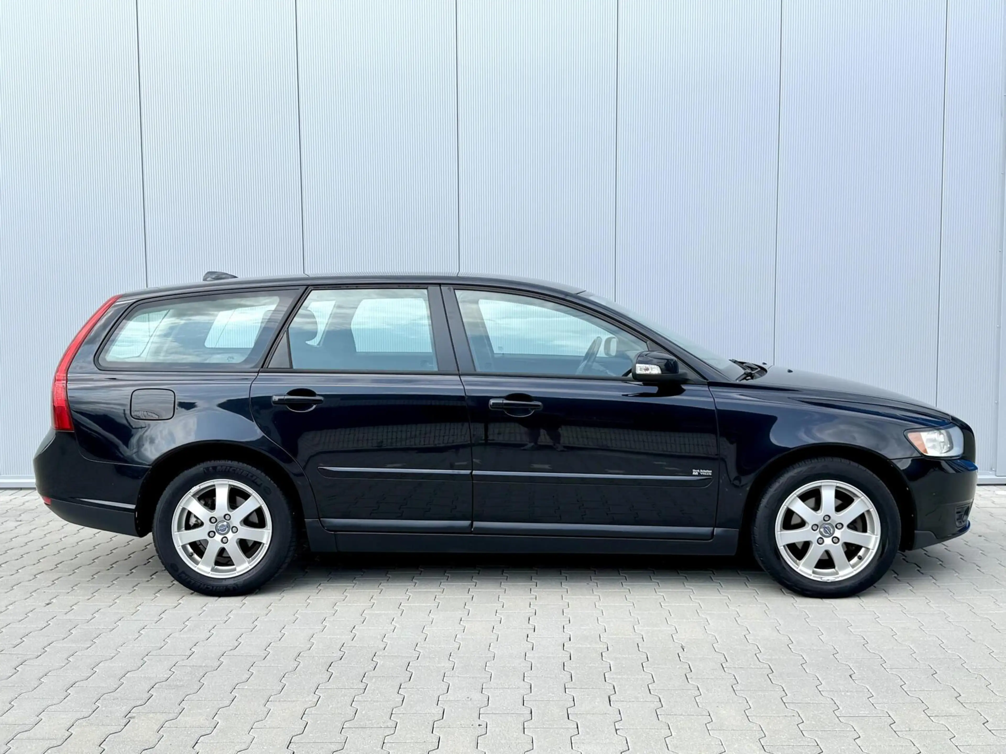 Volvo V50 1.8 Kinetic - Facelift model - Origineel NL - NAP — photo 4