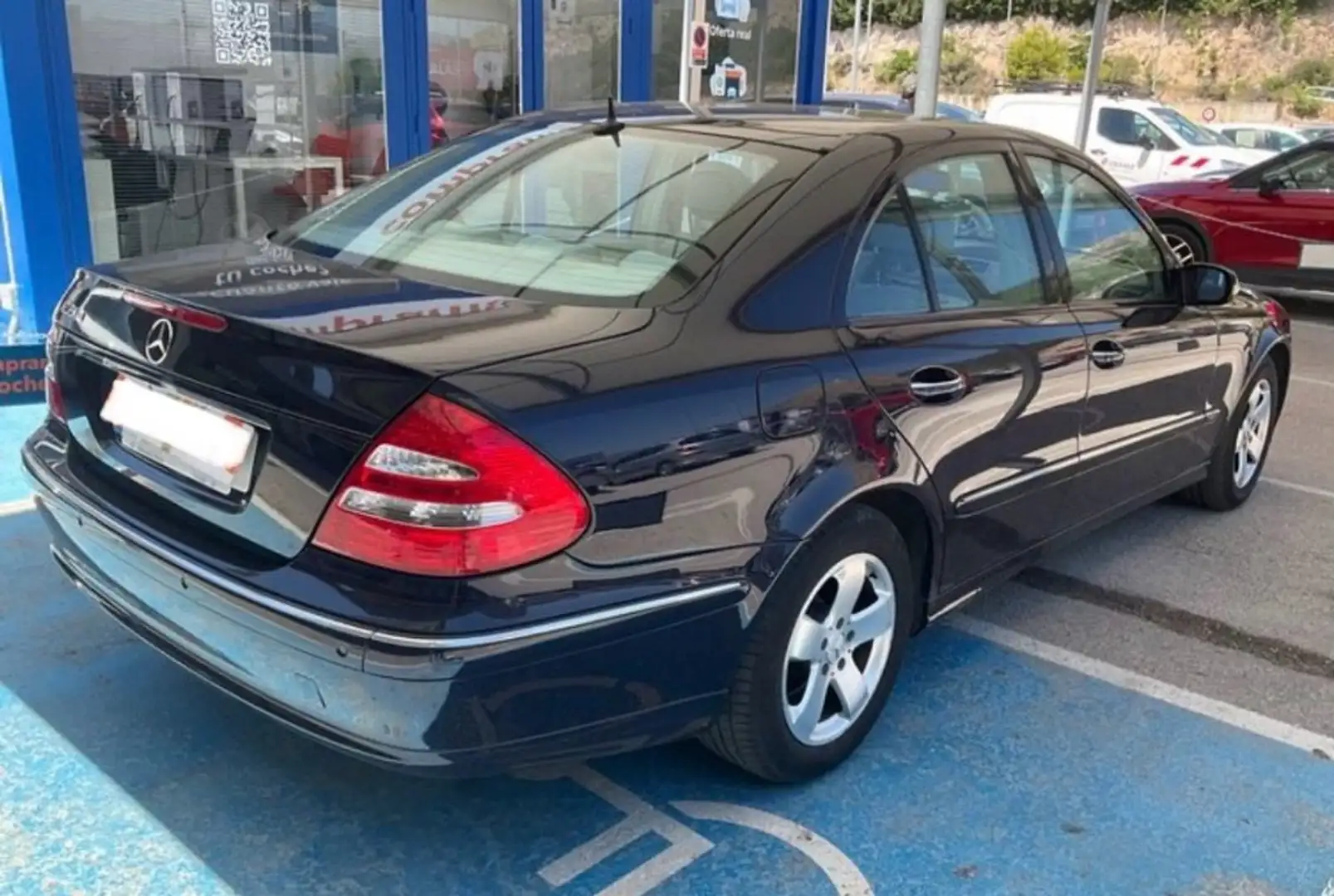 Mercedes-Benz E 240 4M Albastru - 2