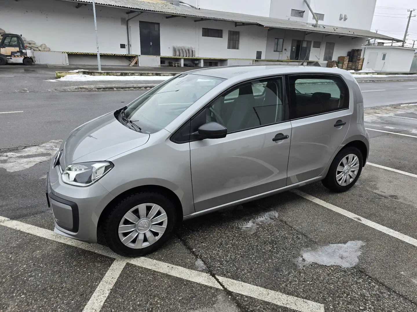Volkswagen up! Up 1,0 Trendline - 1