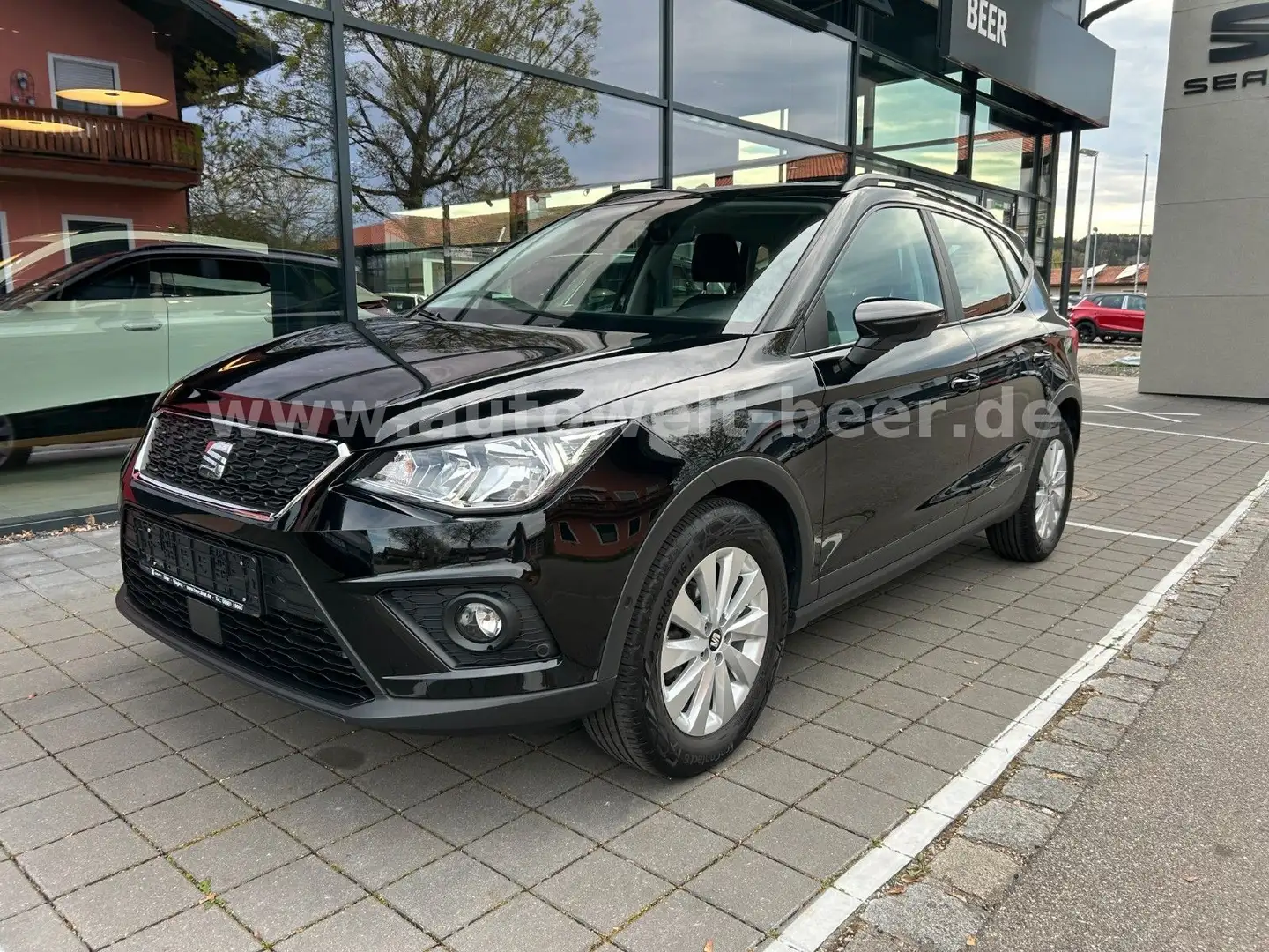 SEAT Arona Style BEATS Fast Lane 1.0 TSI DSG Negro - 1