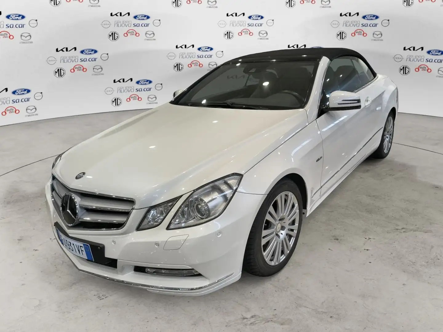 Mercedes-Benz E 300 E 300 BlueEFFICIENCY Avantgarde Bianco - 1