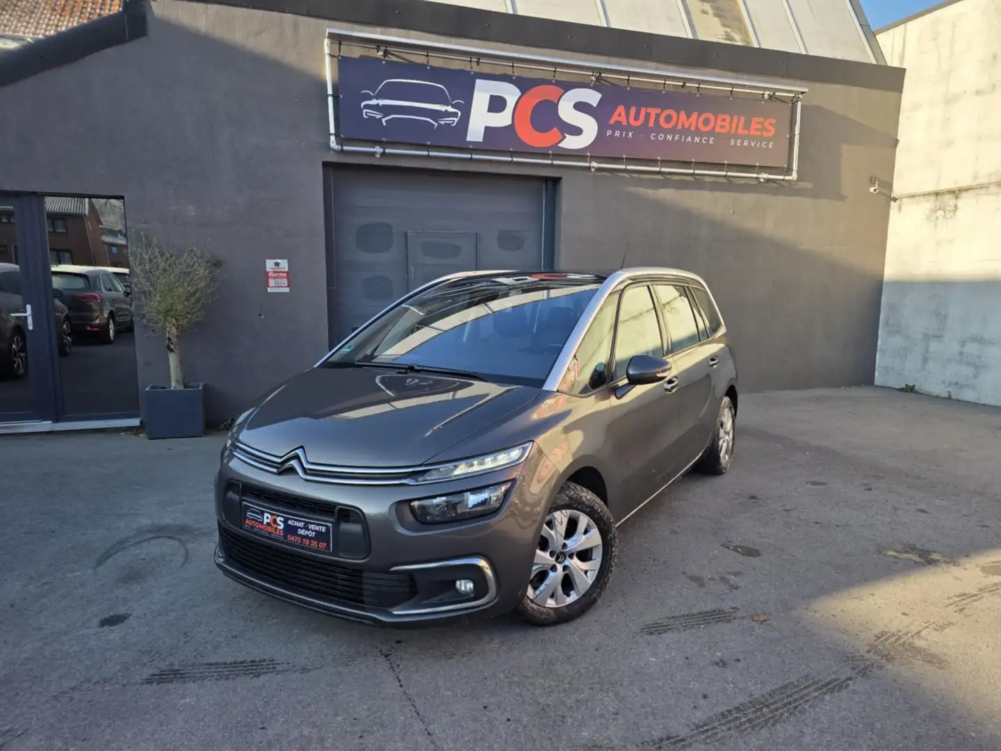 Citroen C4 Picasso 1.6 HDi Business*GPS*PDC*CLIM BI-ZONE*GARANTIE 12M Gris - 1