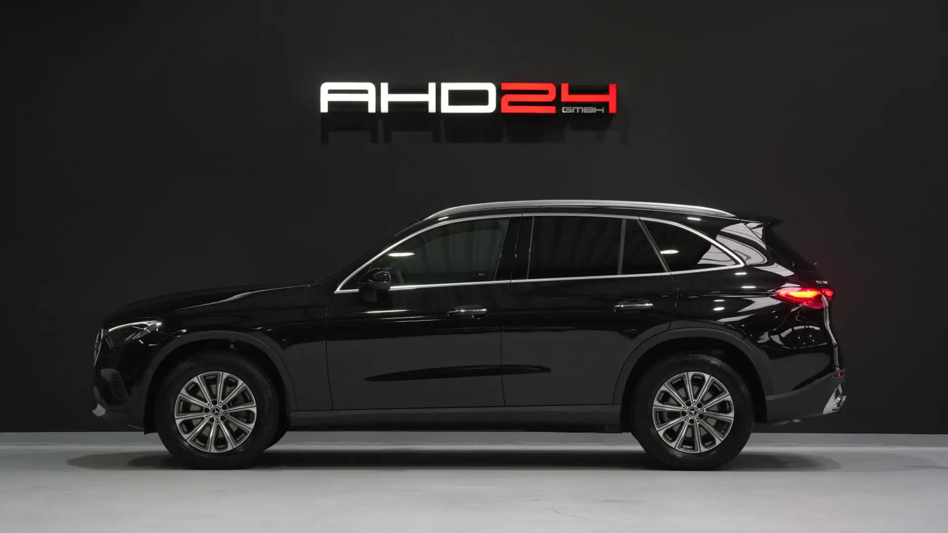 Mercedes-Benz GLC 300 GLC 300 4MATIC - 2