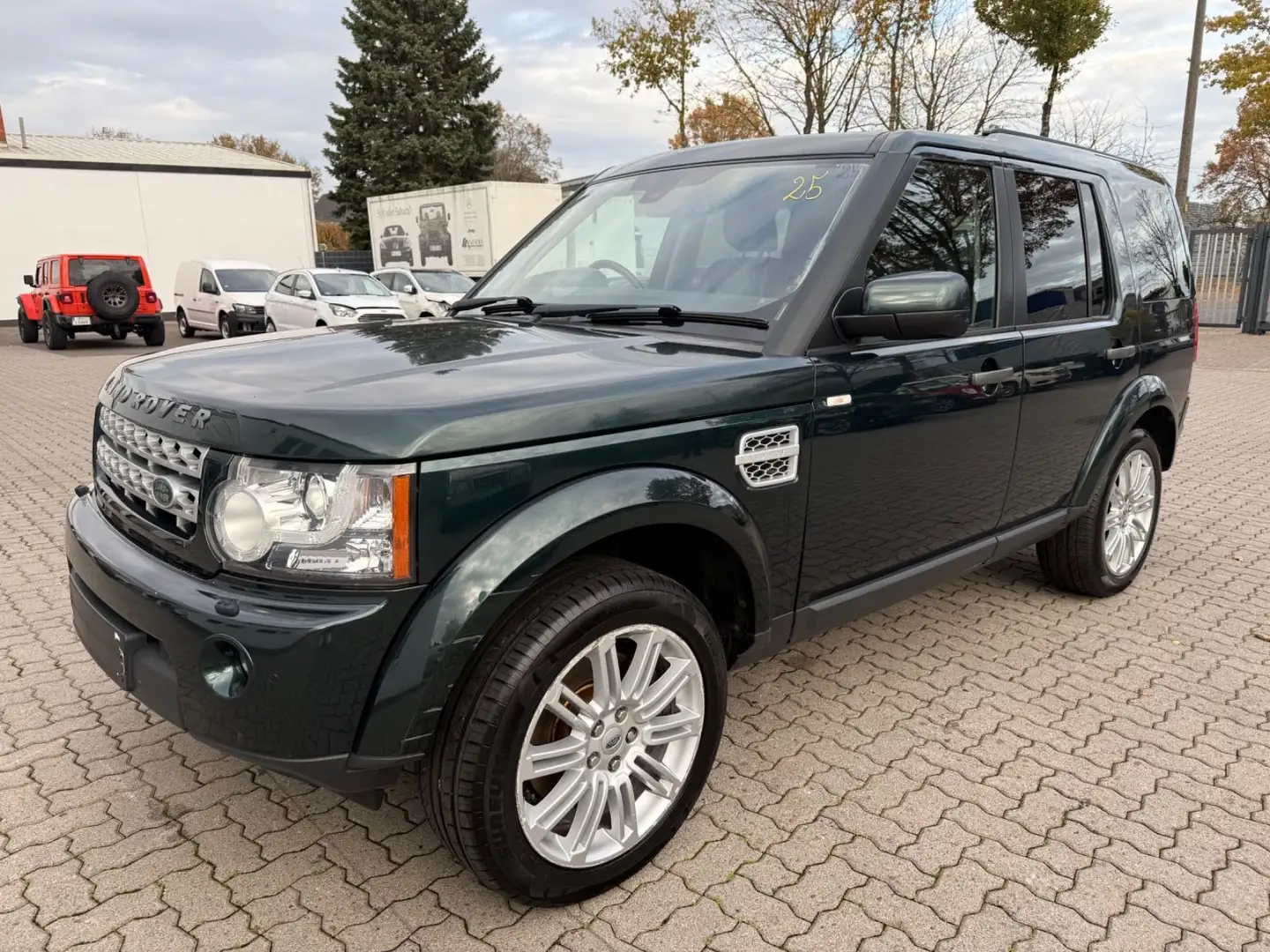 Land Rover Discovery V6 TD HSE 7 Sitzer !!! Noir - 1