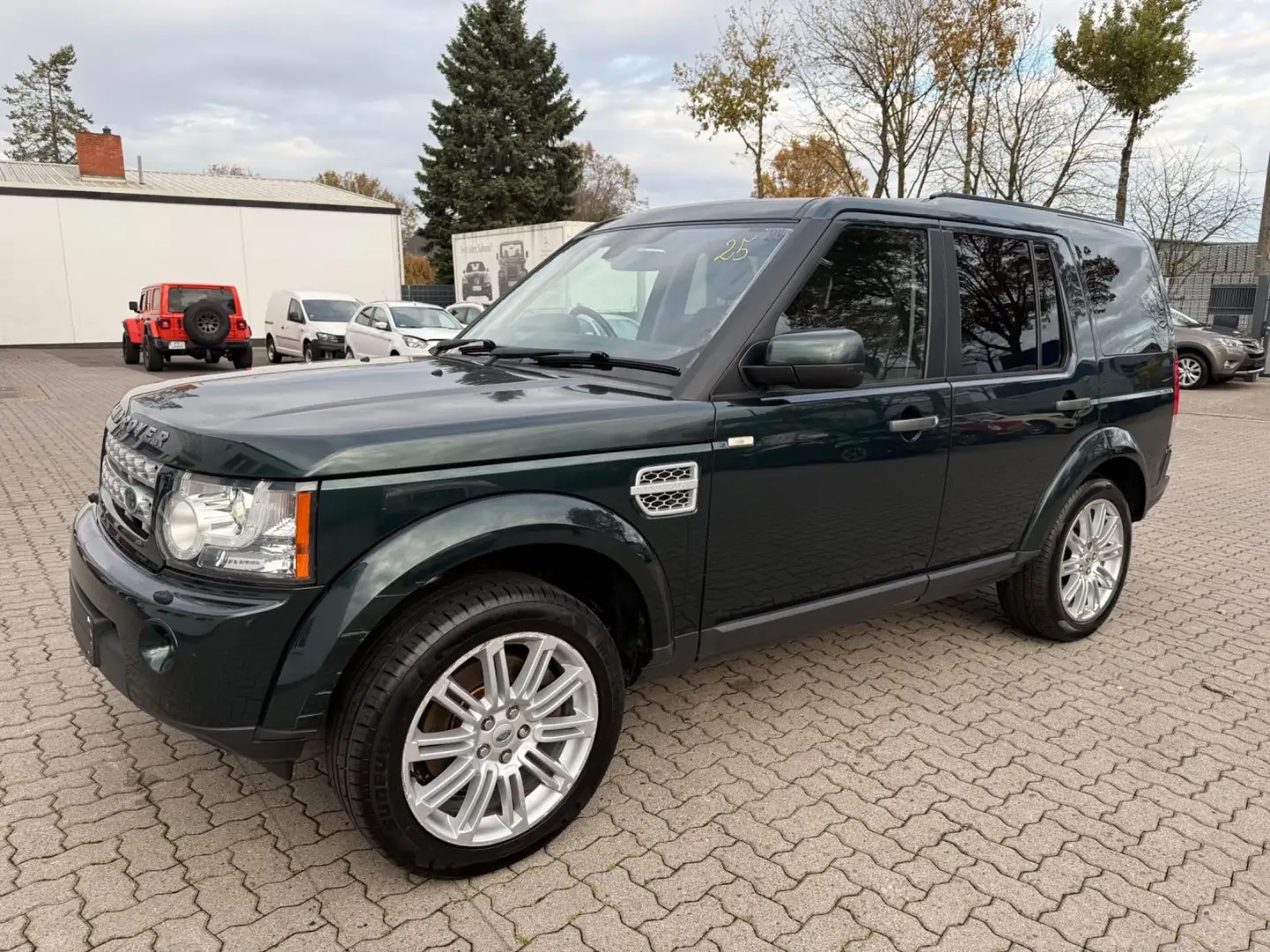 Land Rover Discovery V6 TD HSE 7 Sitzer !!! Noir - 2