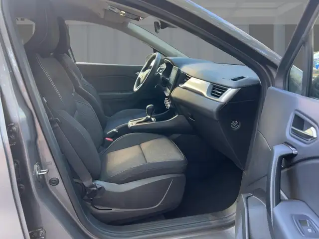Renault Captur view 8