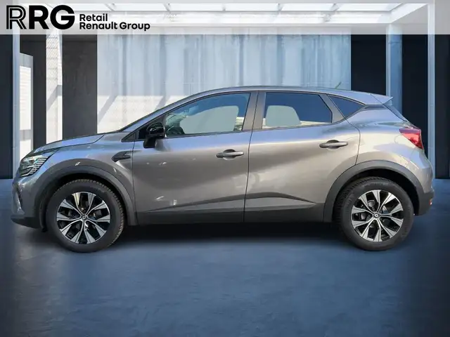 Renault Captur view 2