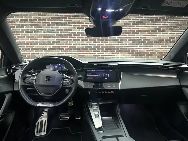 Peugeot 308 view 11