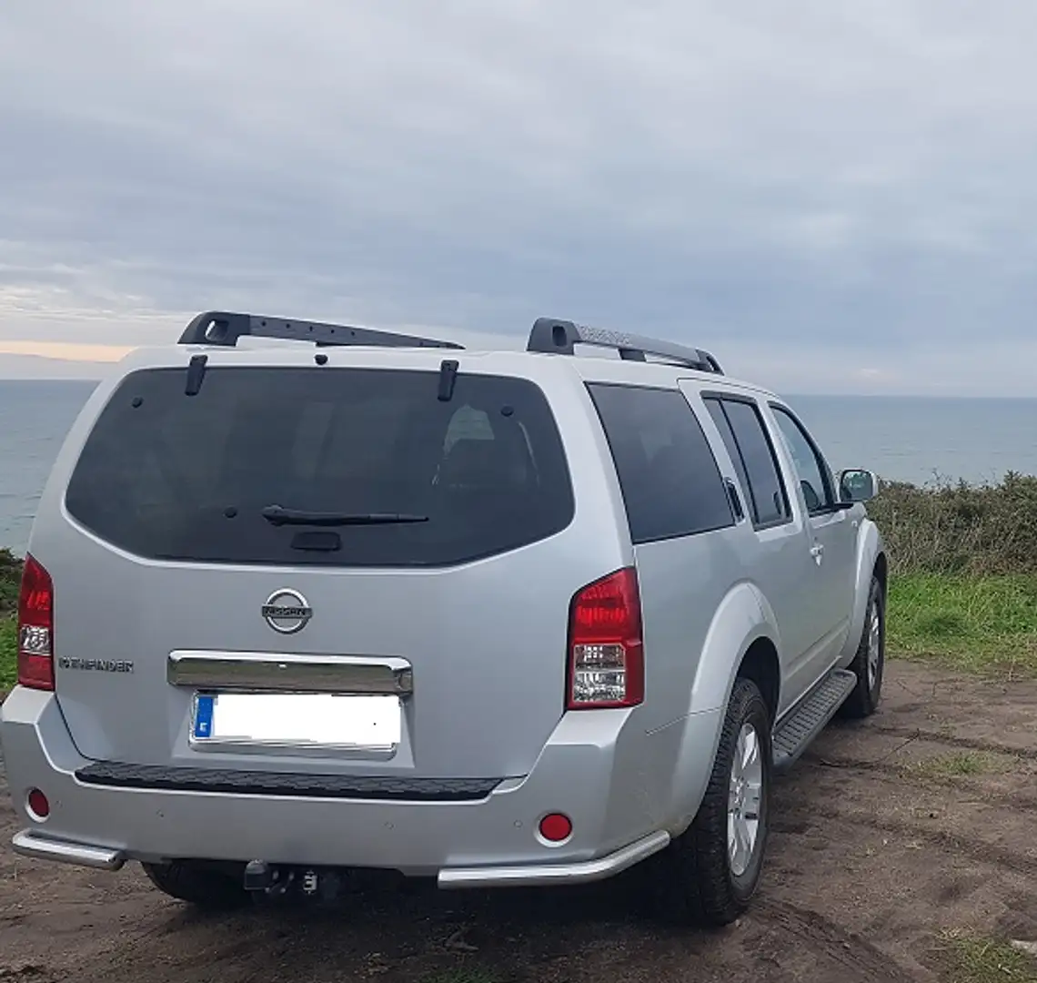 Nissan Pathfinder Pathfinder 2.5dCi Sports Adventure Sports Adventure - 2