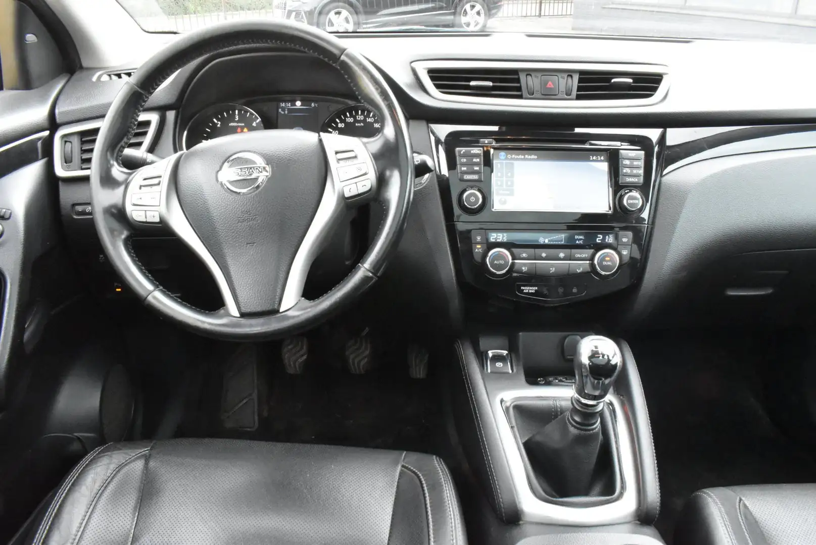 Nissan Qashqai Qashqai 1.5 dCiTEKNA Zwart - 2