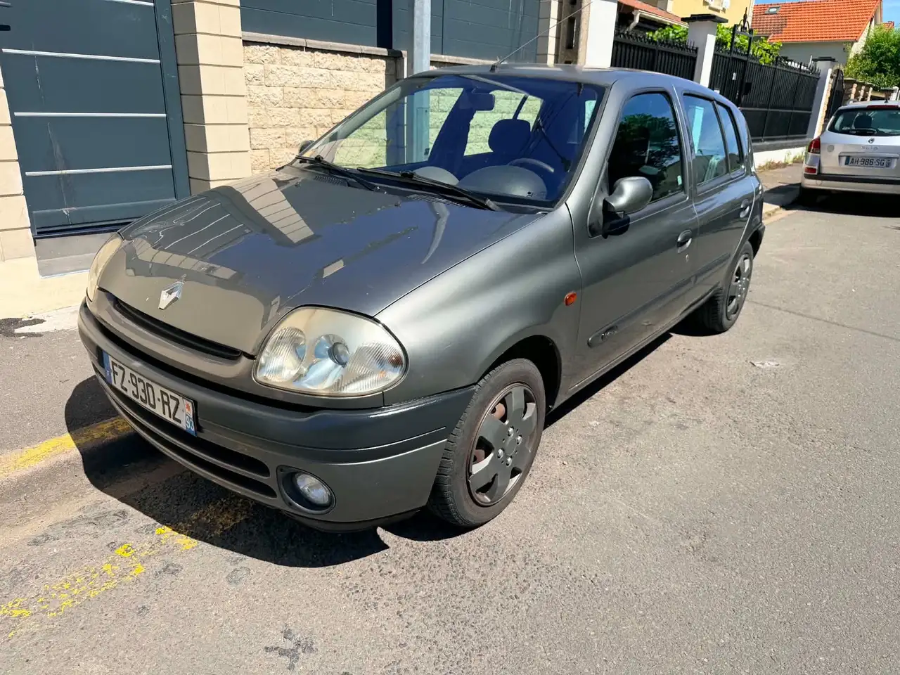 Renault Clio 1.4i RXE