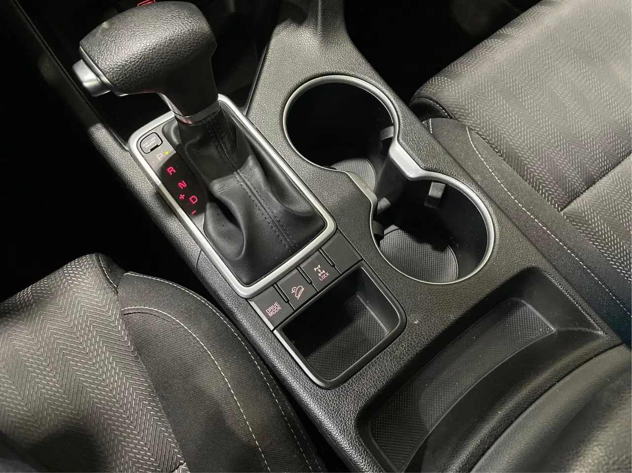 Kia Sportage снимка Kia Sportage