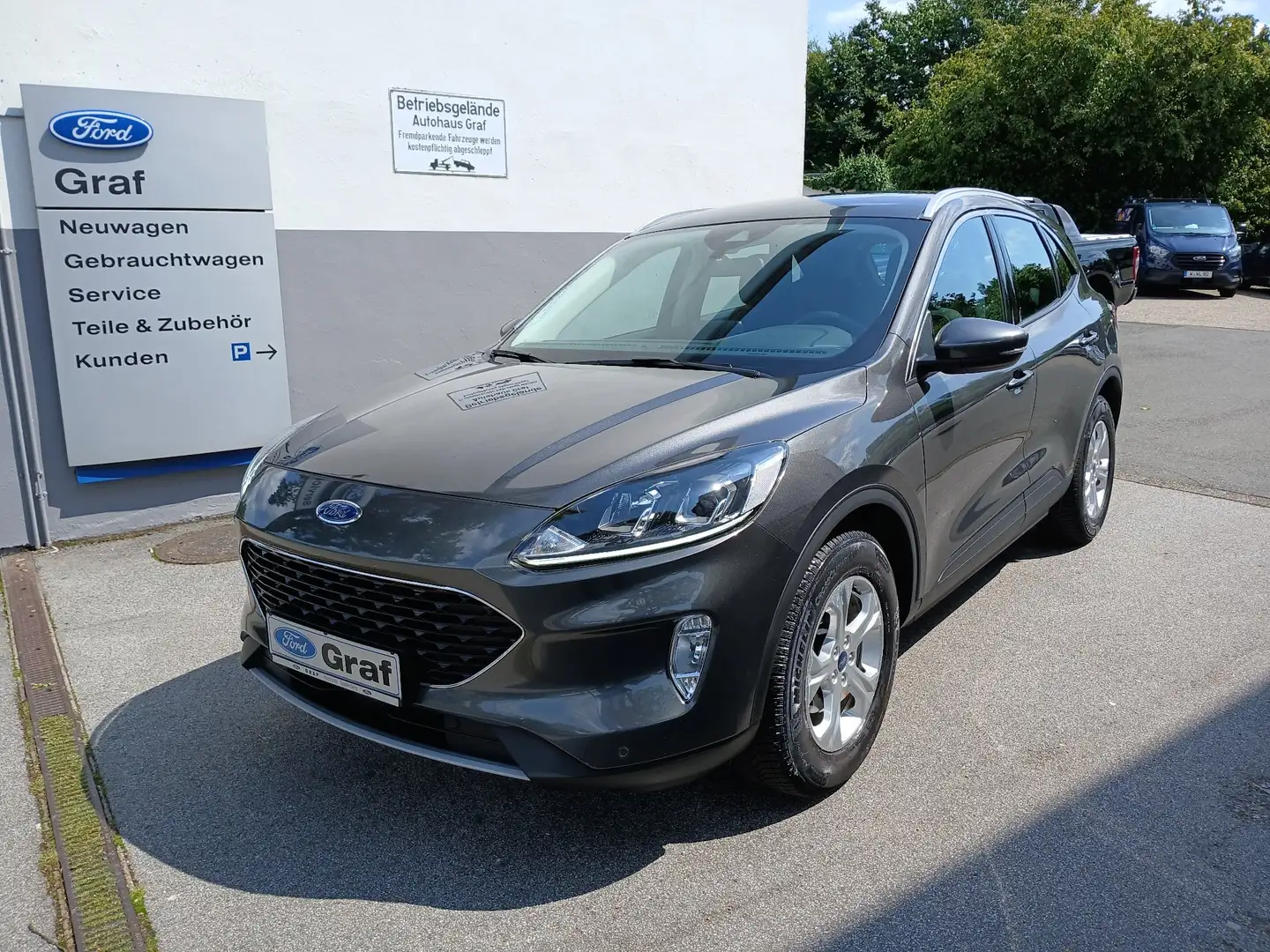 Ford Kuga Cool&Connect Grau - 1