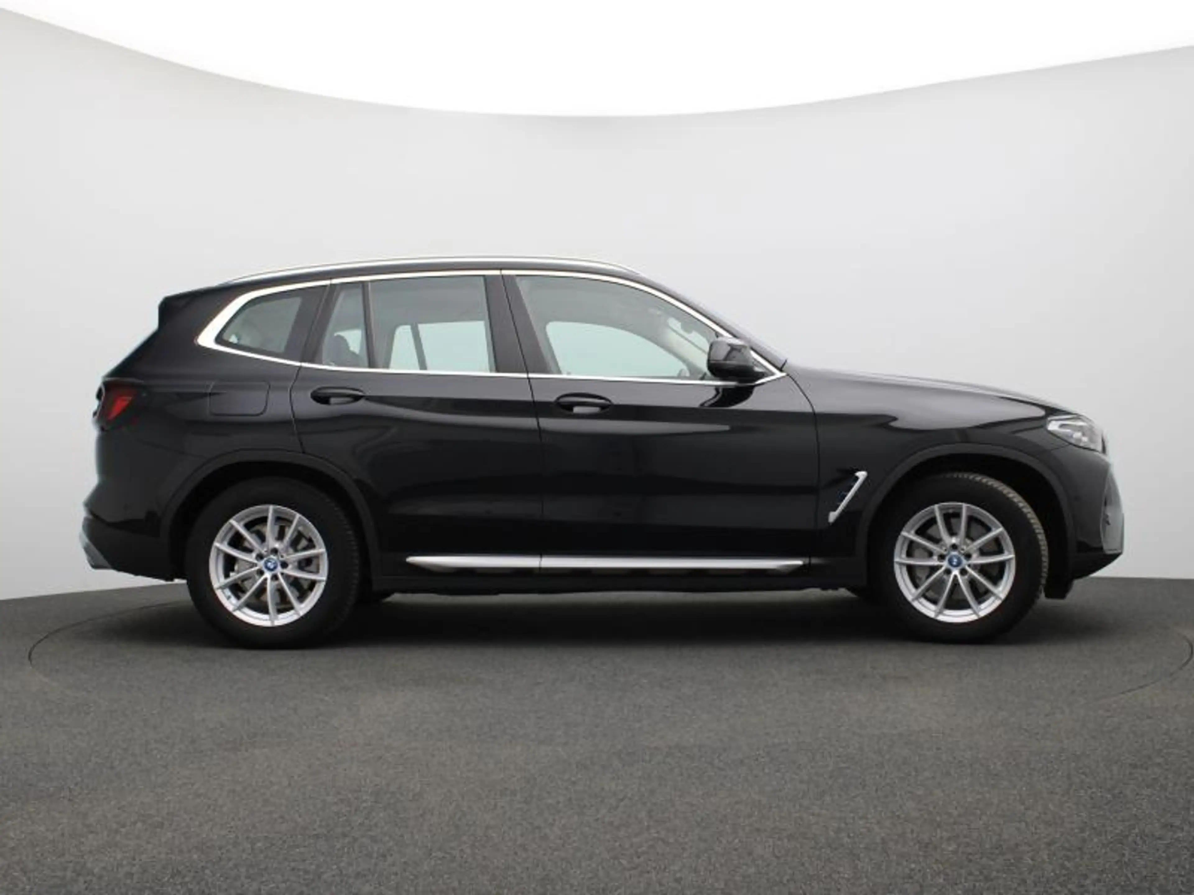 BMW X3 xDrive30e - facelift - led - navi — photo 3