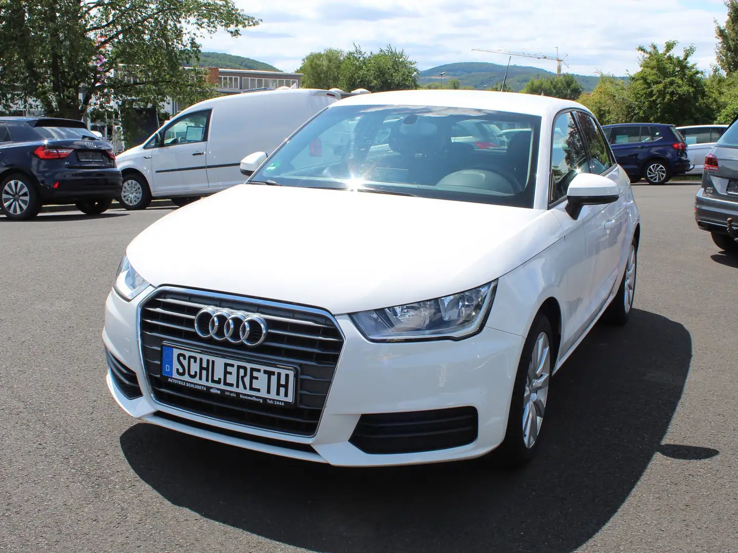 Audi A1 Sportback, 1. Hand, HU+AU NEU, Allwetterreifen NEU Weiß - 1