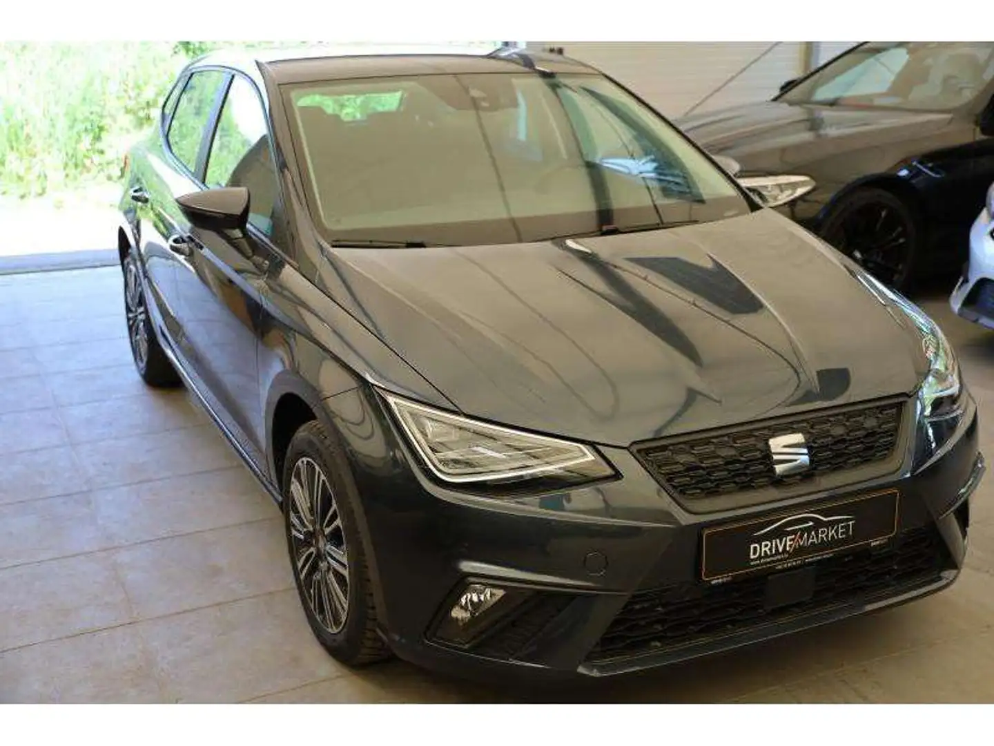 SEAT Ibiza Style Grijs - 1