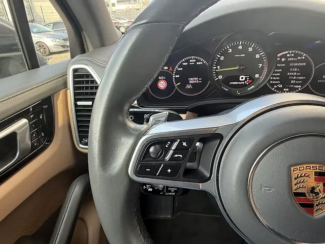 Porsche Cayenne III Aut. E-Hybrid Ansicht 17
