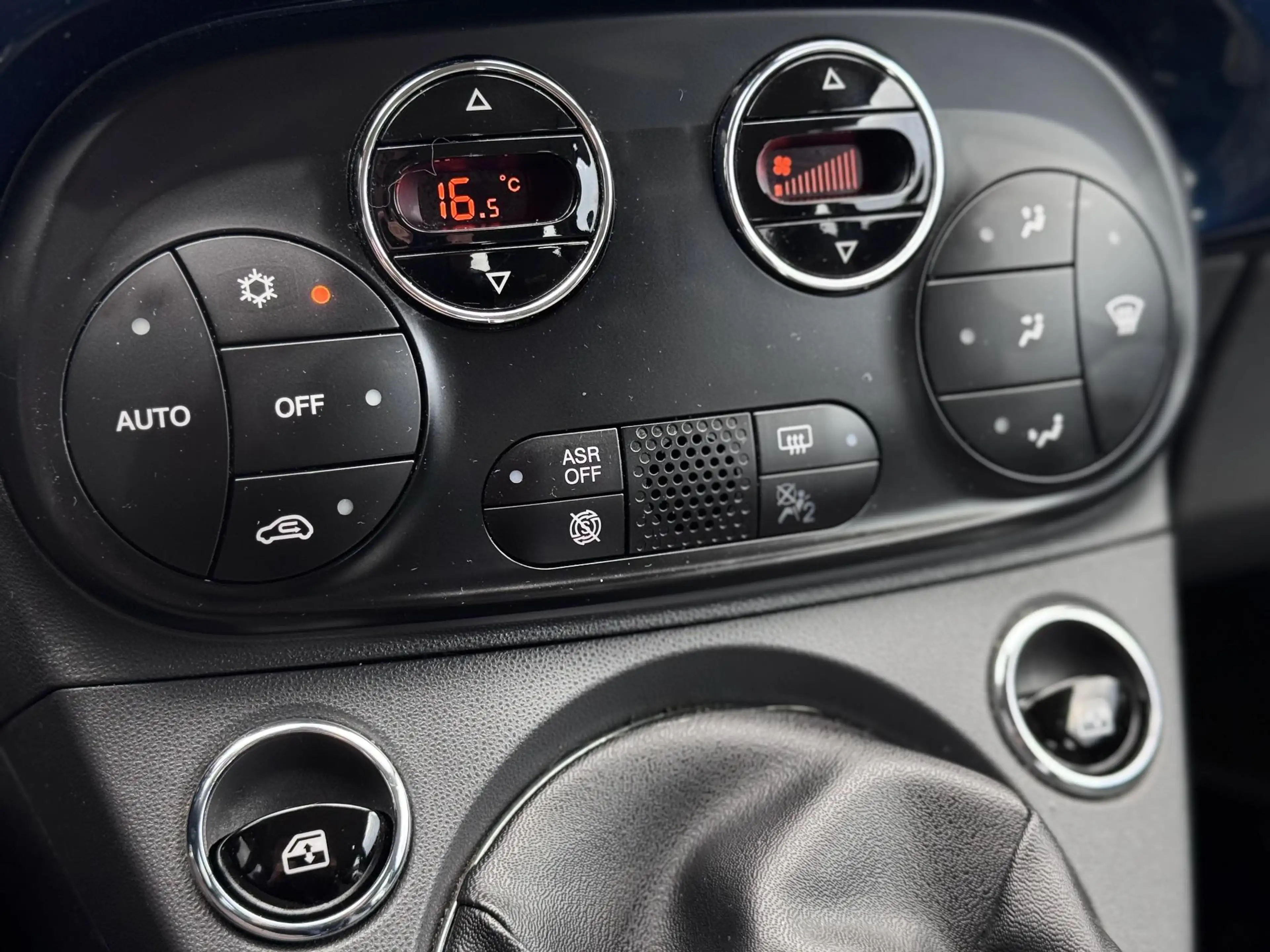 Fiat 500C 0.9 TwinAir Turbo Lounge — photo 20