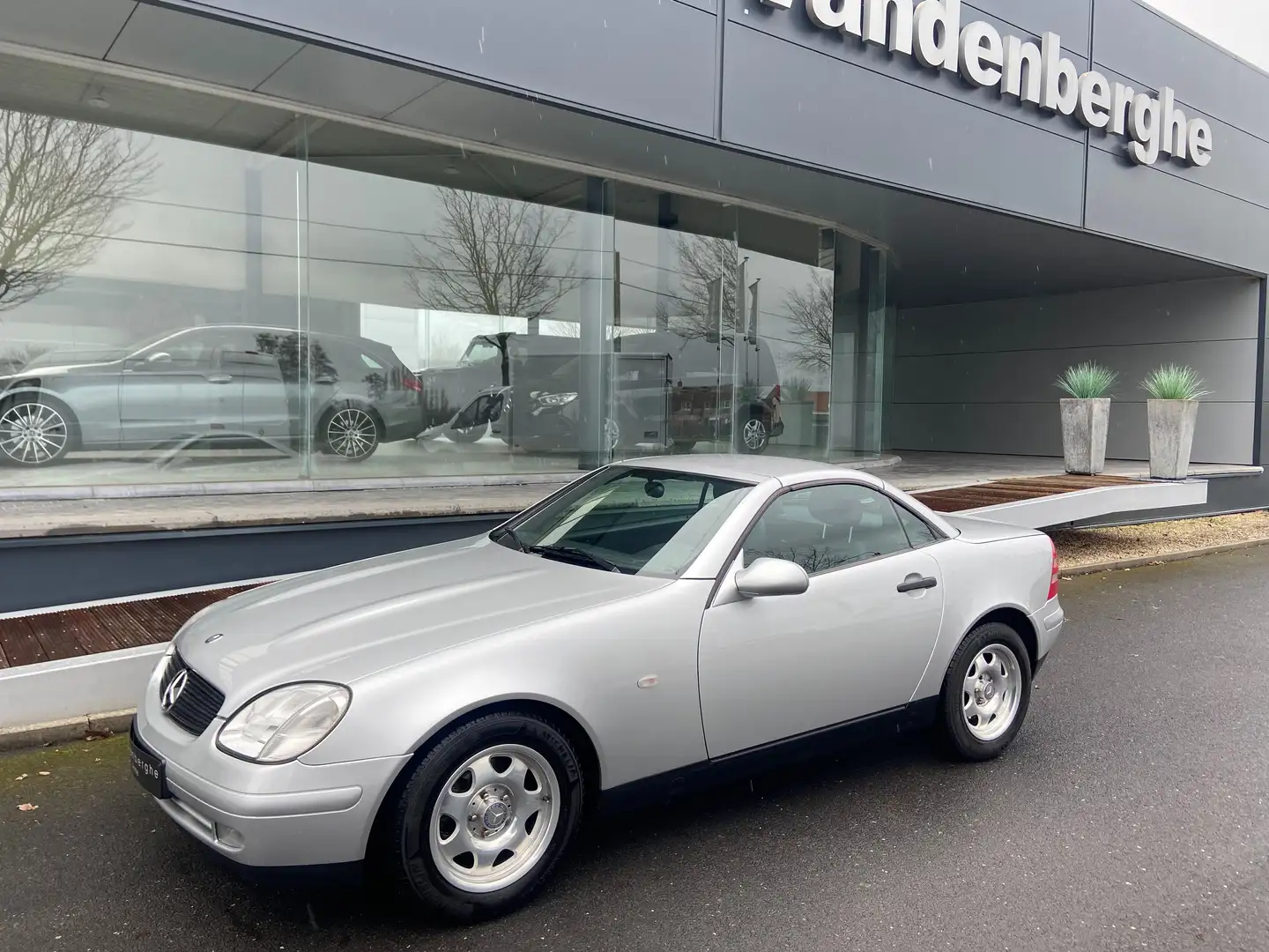 Mercedes-Benz SLK 200 SLECHTS 33000KM - AIRCO LEDER Ezüst - 1