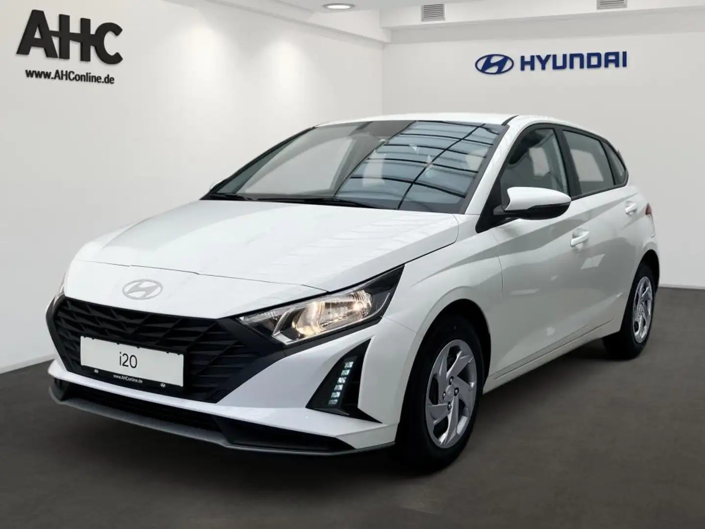 Hyundai i20 1.2 5-MT Select Navi SpurH KAM PDC Weiß - 1