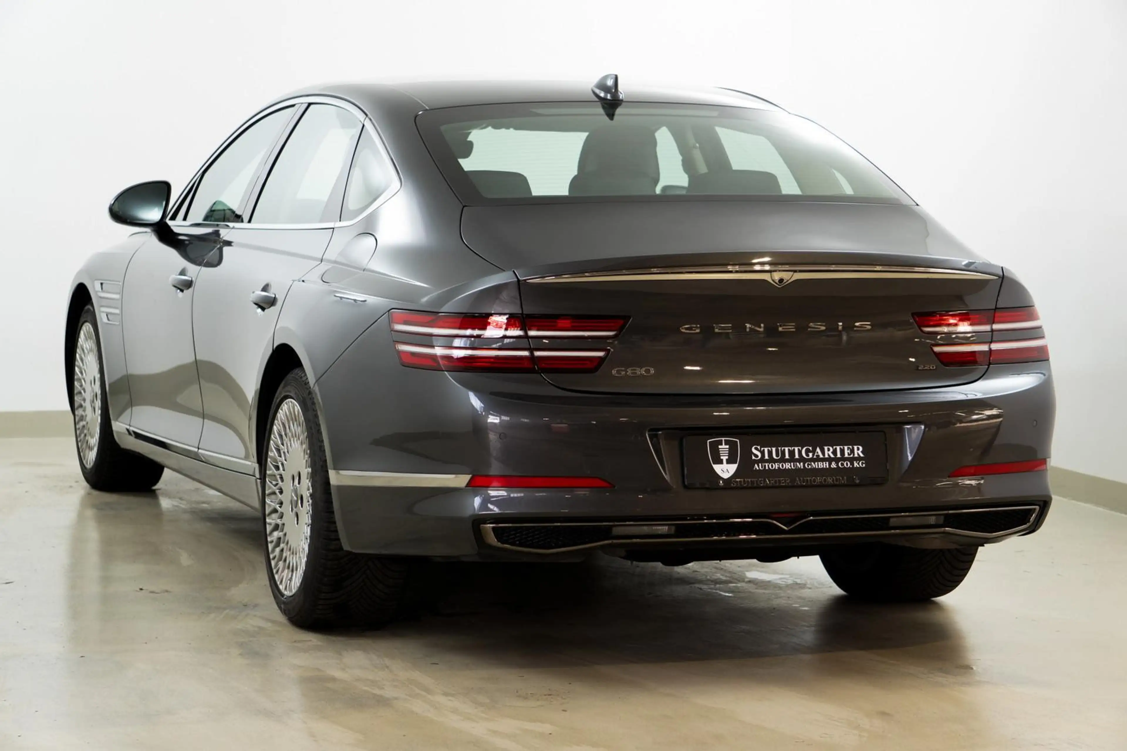 Genesis G80 Luxury Kamera ACC Leder — photo 4
