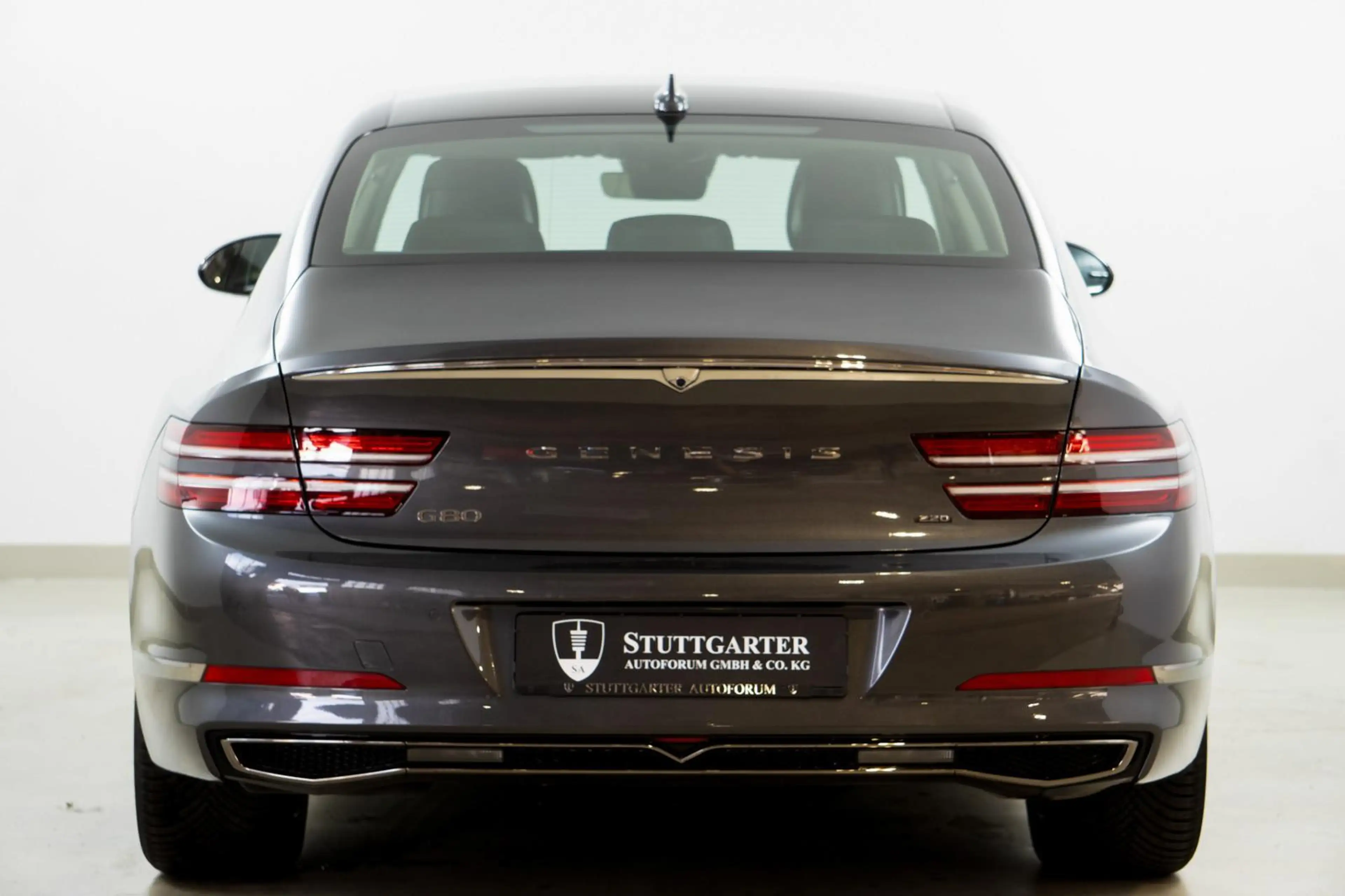 Genesis G80 Luxury Kamera ACC Leder — photo 5