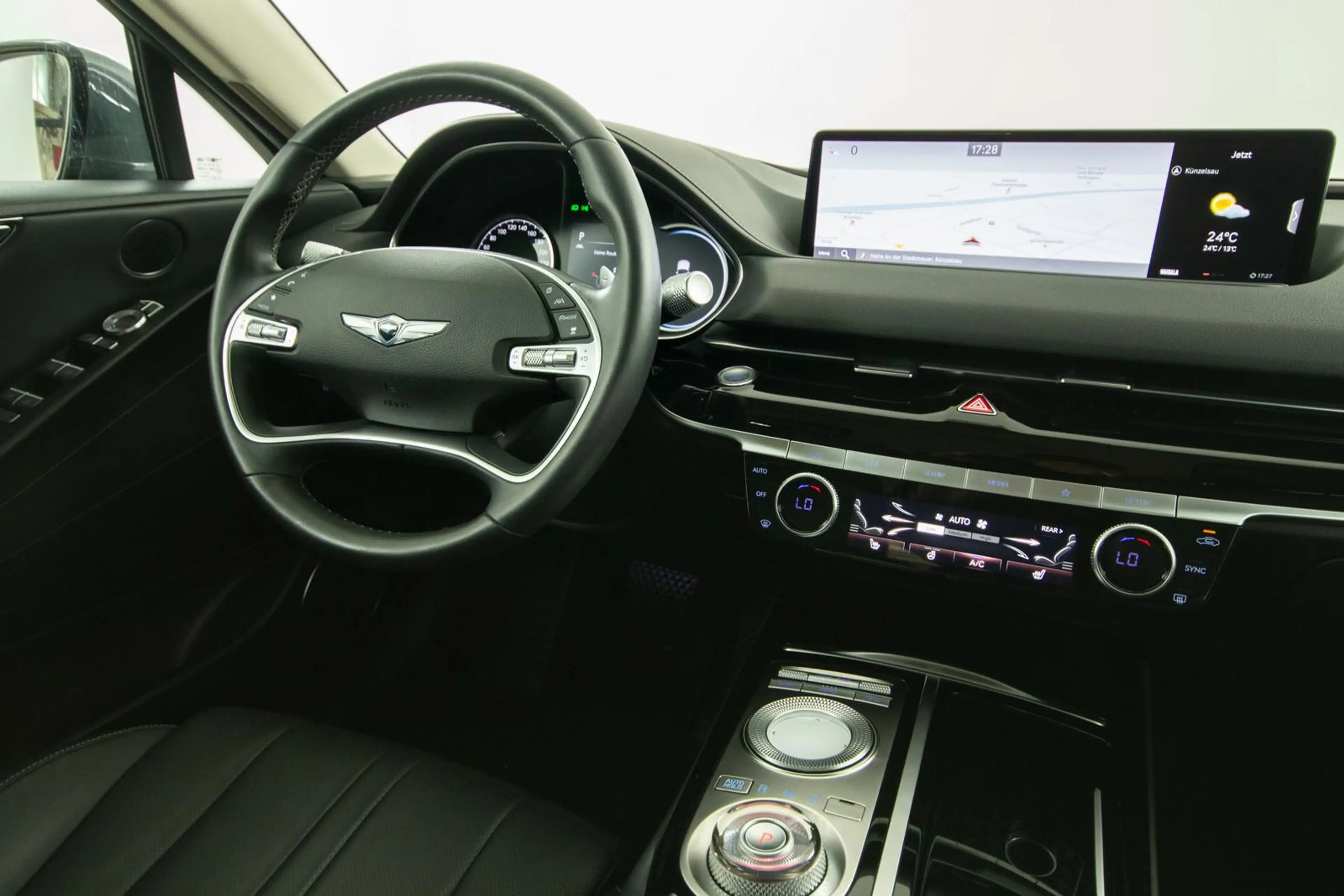 Genesis G80 Luxury Kamera ACC Leder — photo 9