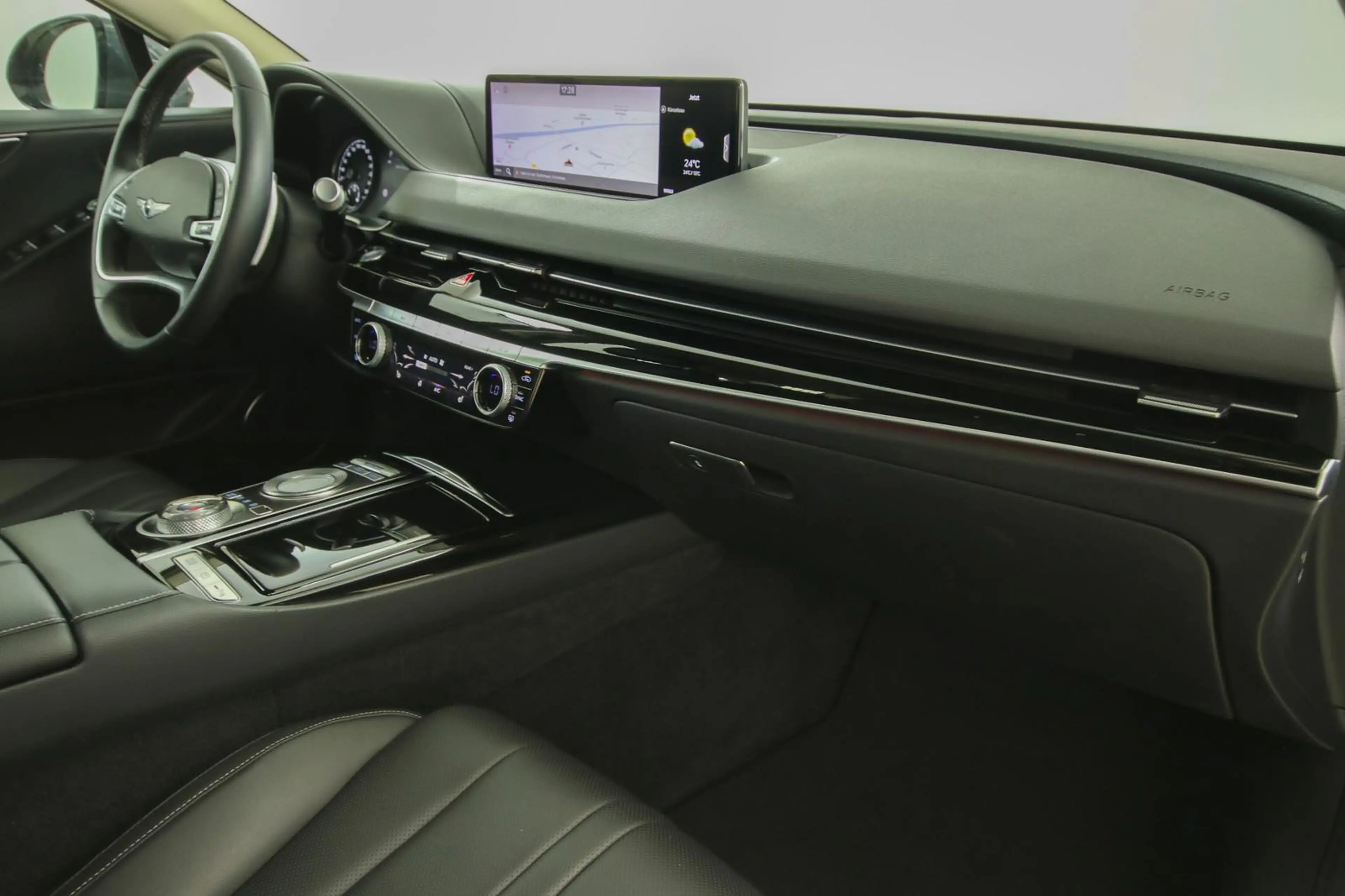 Genesis G80 Luxury Kamera ACC Leder — photo 8