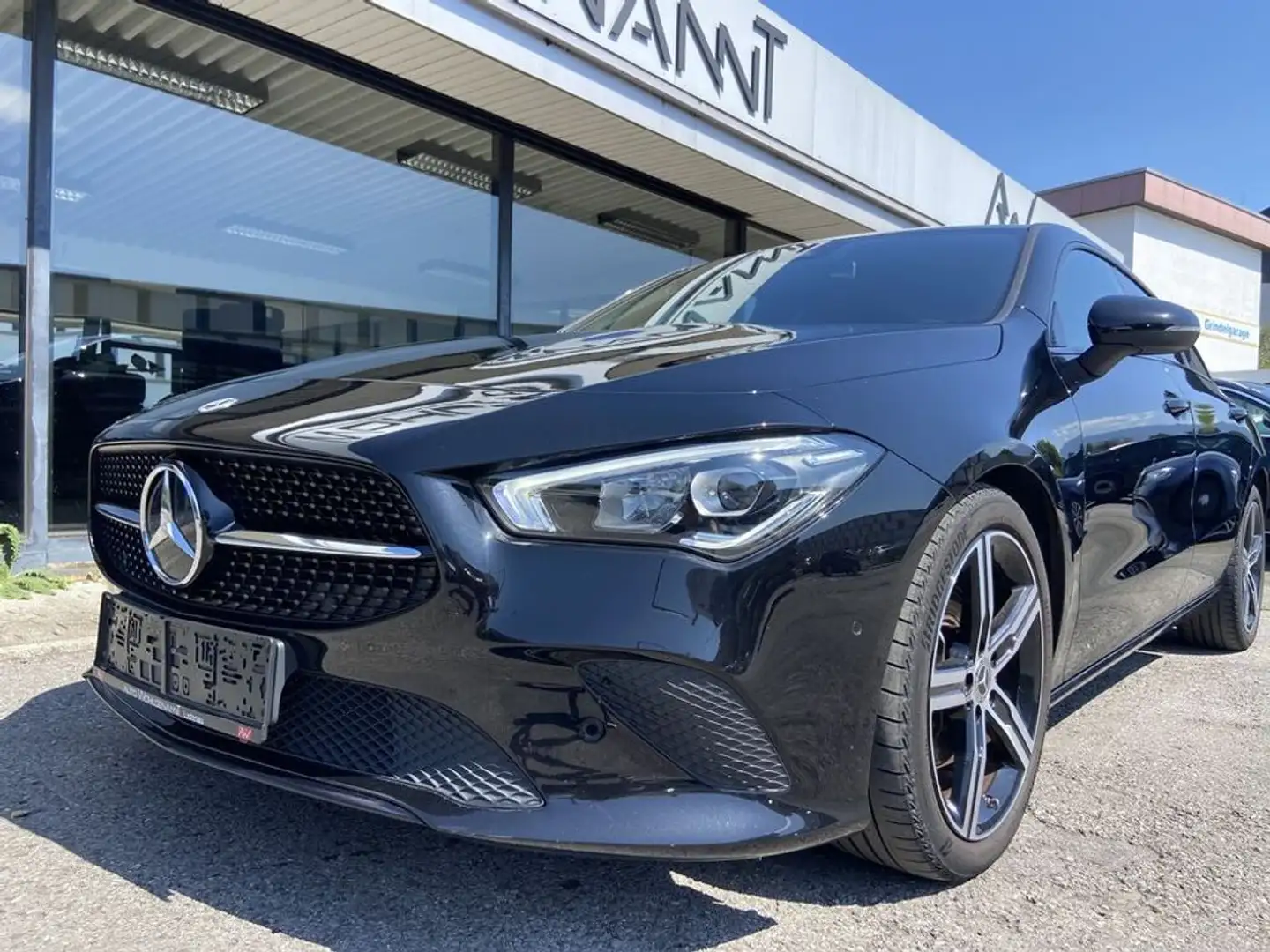 Mercedes-Benz CLA 200 d (118.612)Shotingbrake Noir - 2