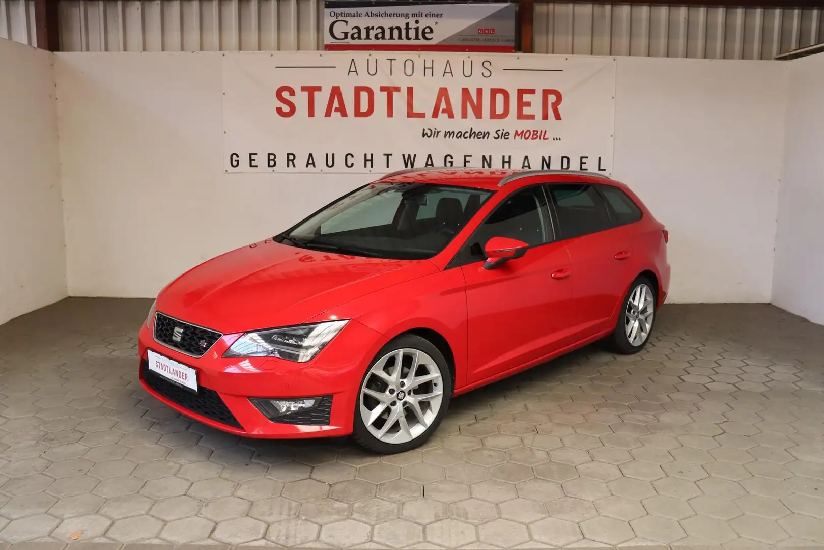 SEAT Leon ST 1.4 TSI FR LED*NAVI*CARPLAY*AHK Rosso - 2