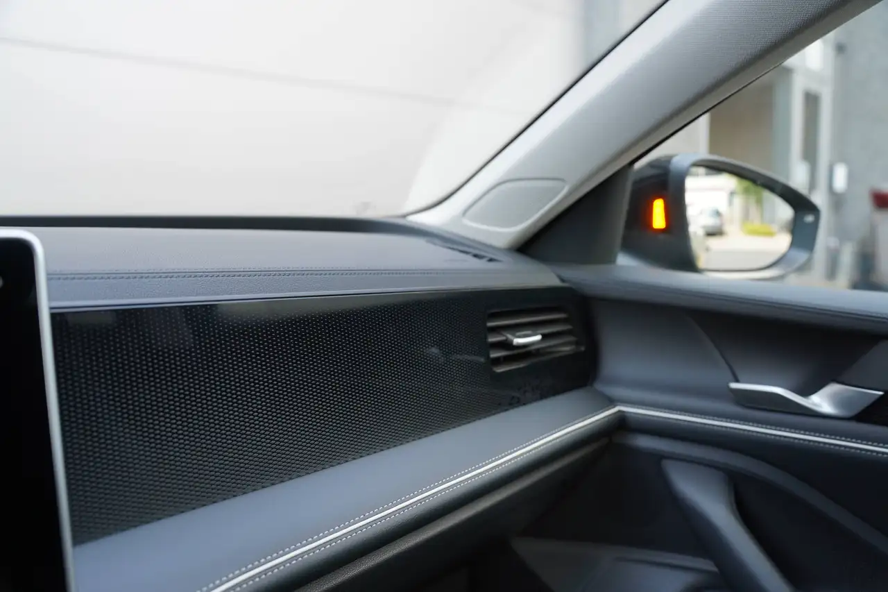 Volkswagen Passat Variant 1.5eTSI DSG *MASSAGE / TREKHAAK / 360 / ALCANTARA / ZETELVERWARMING / DRAADLOZE, миниатюра 29