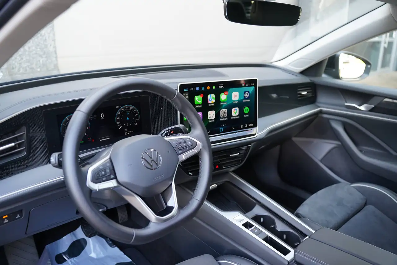Volkswagen Passat Variant 1.5eTSI DSG *MASSAGE / TREKHAAK / 360 / ALCANTARA / ZETELVERWARMING / DRAADLOZE, миниатюра 8