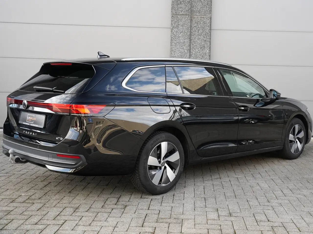 Volkswagen Passat Variant 1.5eTSI DSG *MASSAGE / TREKHAAK / 360 / ALCANTARA / ZETELVERWARMING / DRAADLOZE, миниатюра 21
